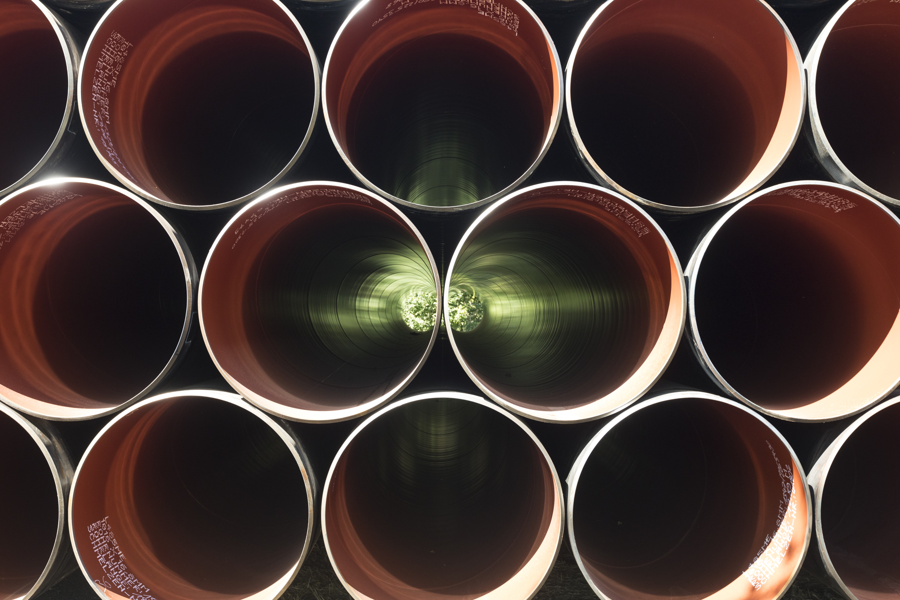 Gestapelte Leitungsrohre